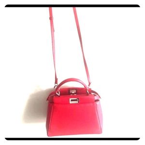 💯 % Authentic Mini Peekaboo Fendi bag ❤️❤️❤️